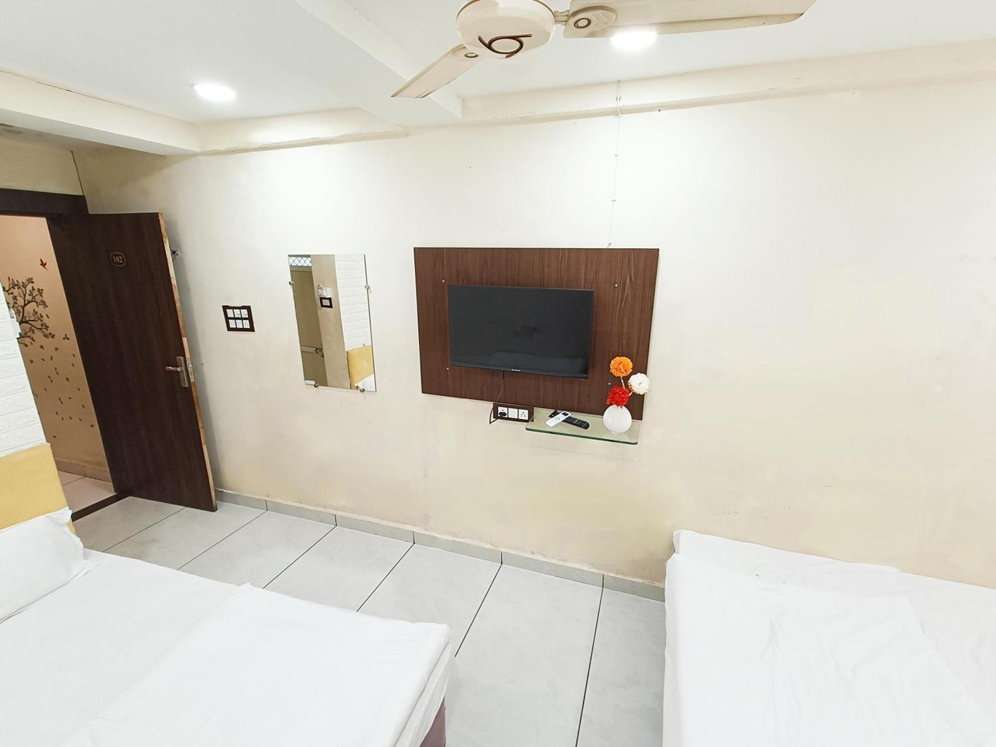 Fabhotel Shipra 우자인 외부 사진