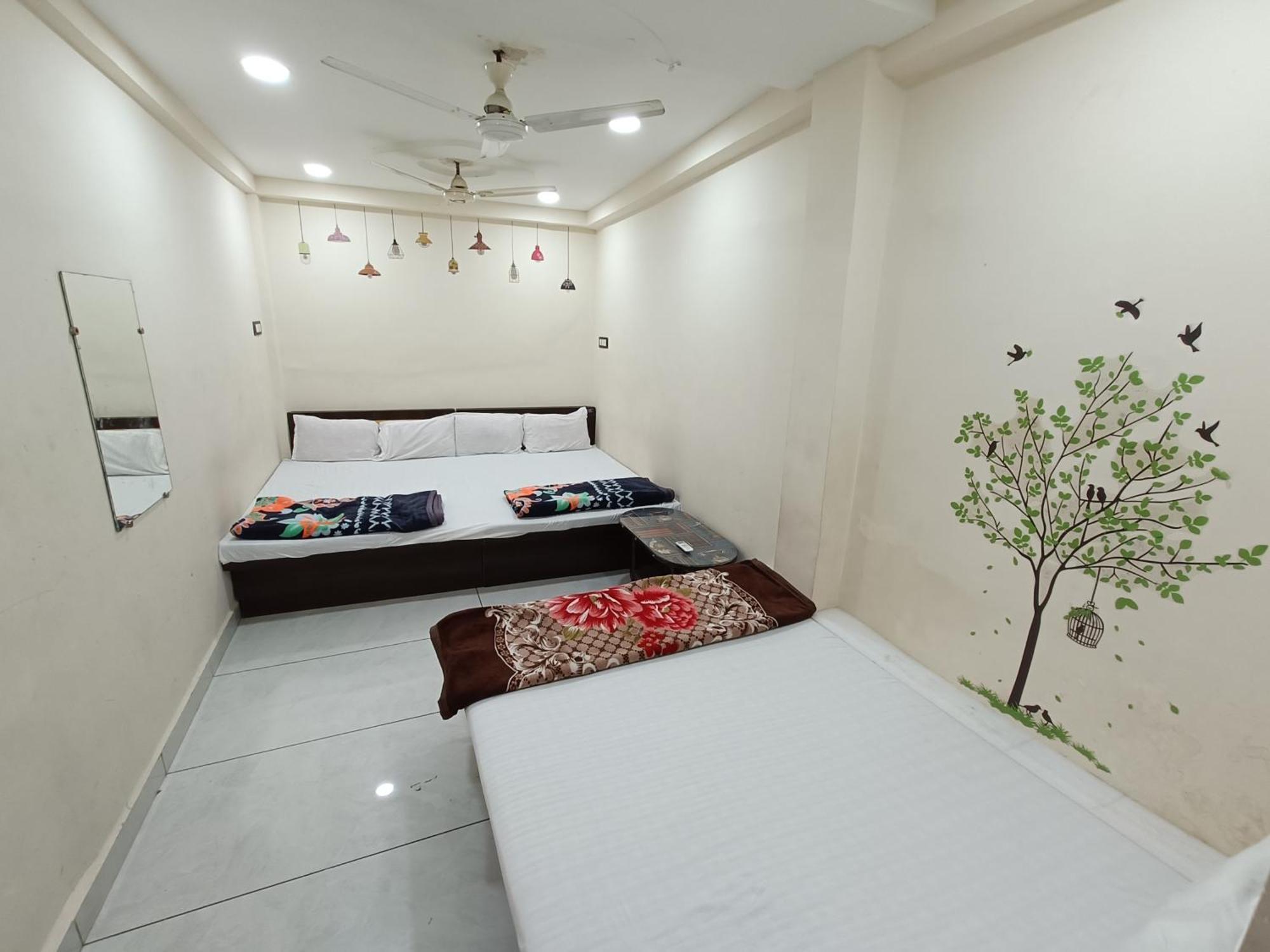 Fabhotel Shipra 우자인 외부 사진